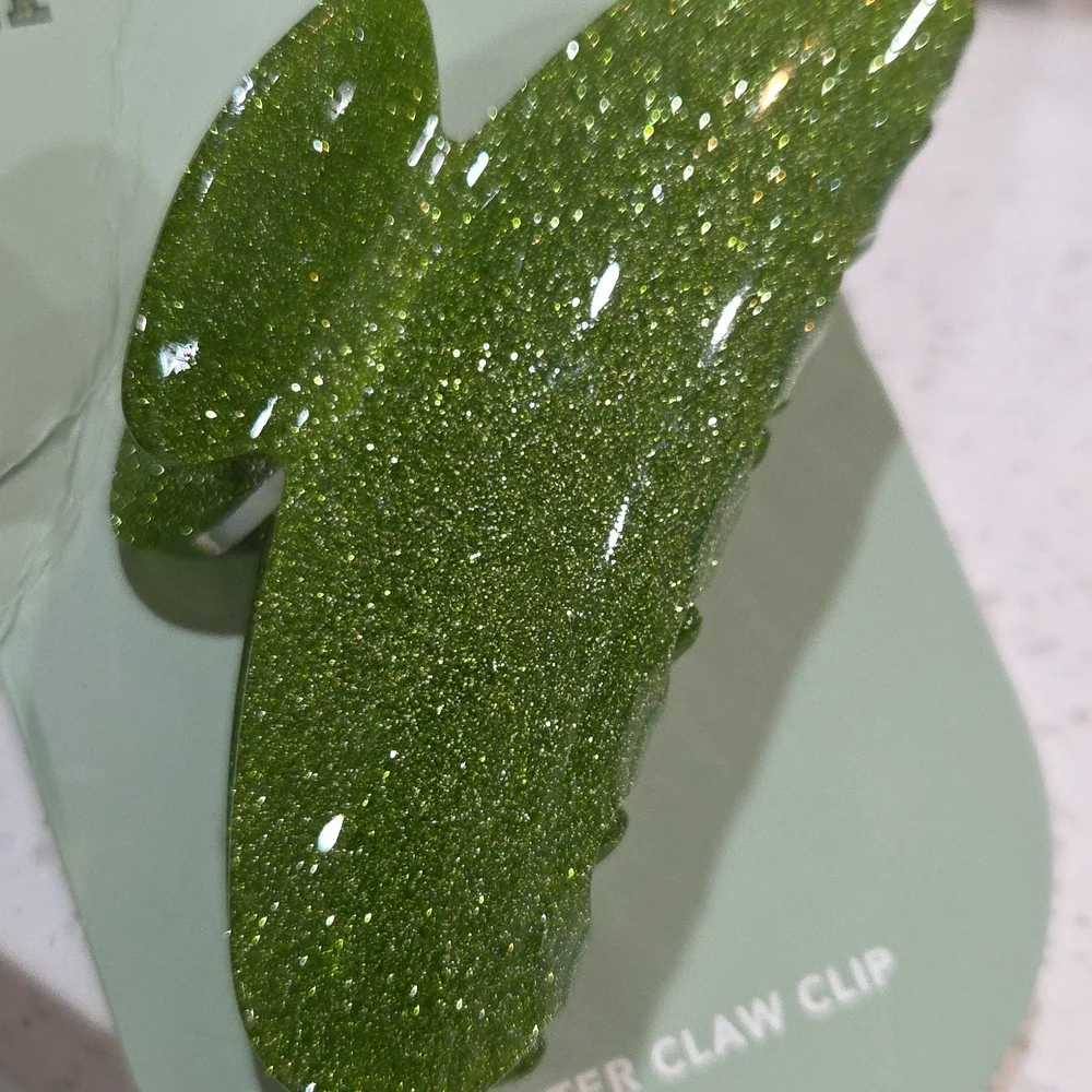 💚▪️e.l.f. x Kitsch ▪️Green Glitter Claw Clip